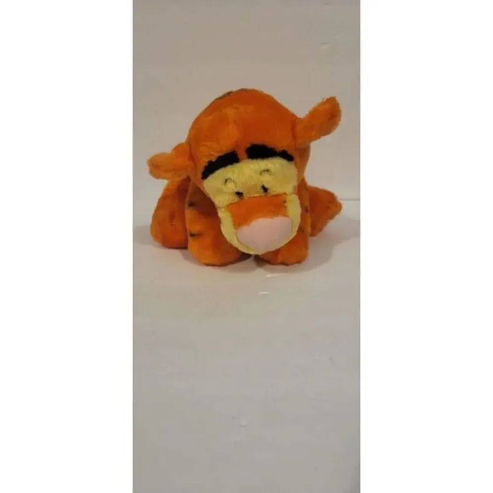 Vintage‎ Disney Tigger Laying Down Plush